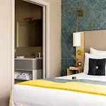 Отель Boutique Centre 4*
