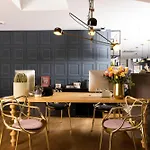 Boutique Centre Отель 4*