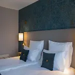 Отель Boutique Centre 4*