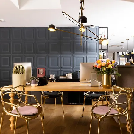 James Boutique Hotel Colmar Centre Hotel 4*
