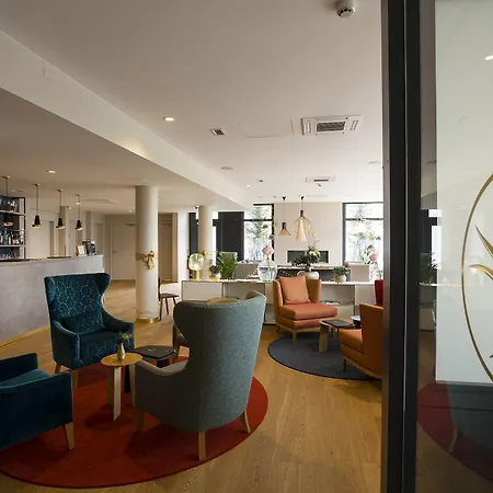 Boutique Centre 4*