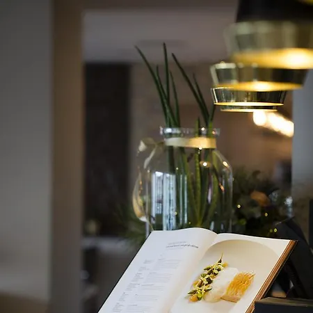 Boutique Centre Hotel