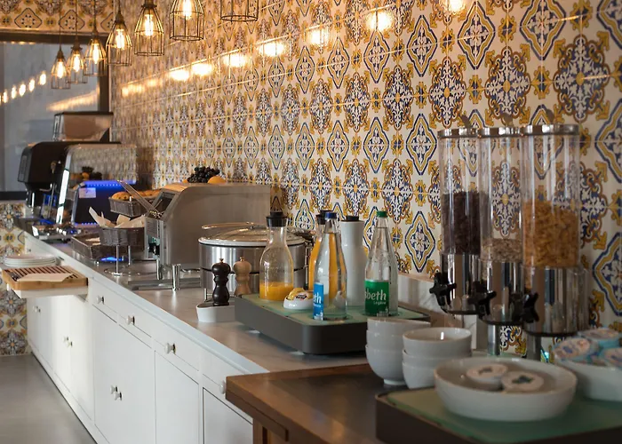 Boutique Centre Hotel